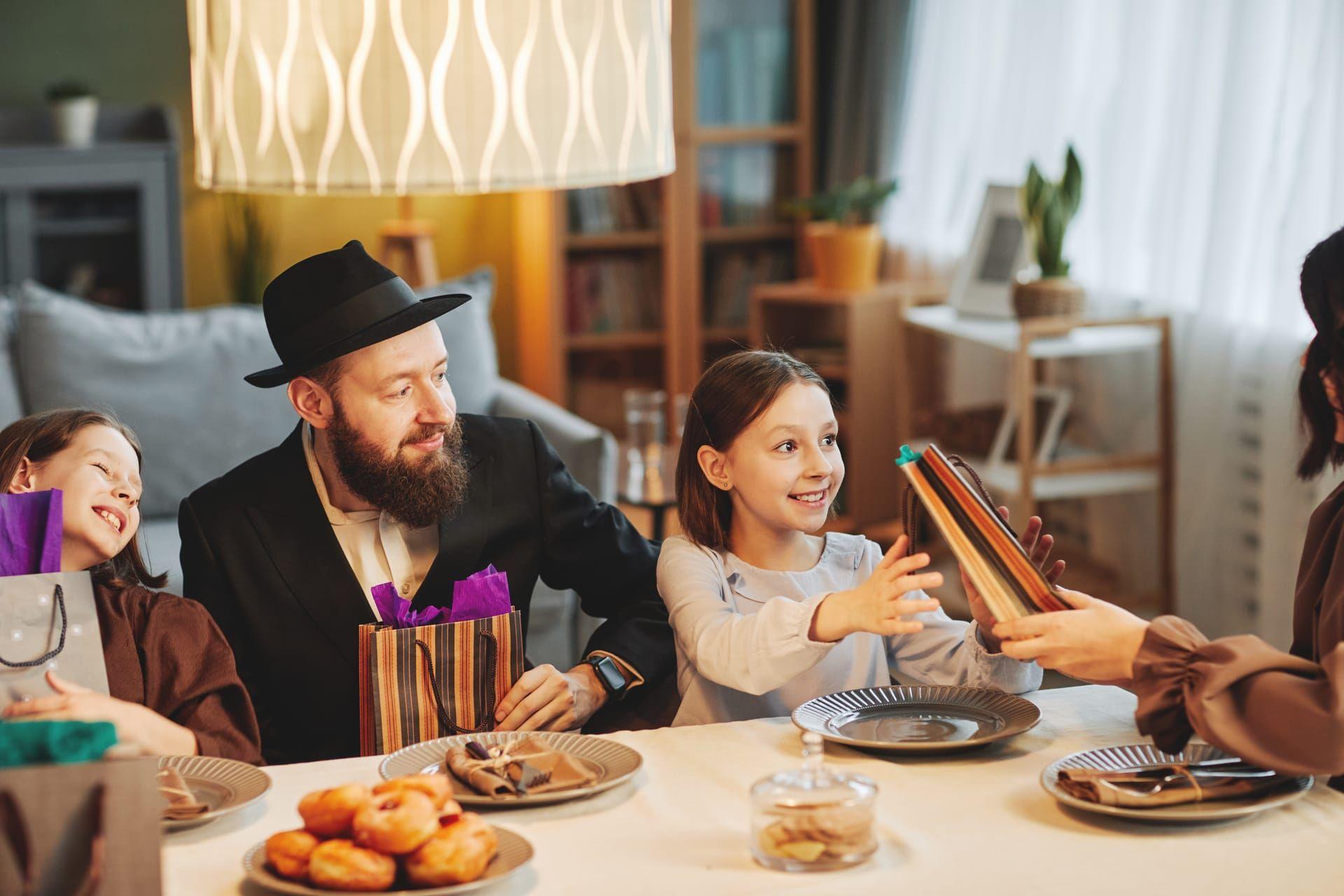Family gathering and scheduling 13 weeks