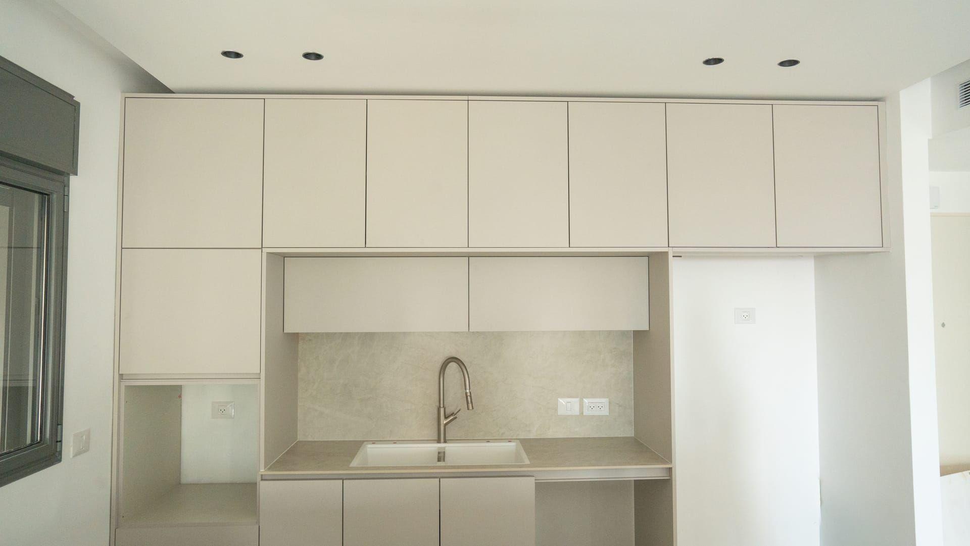 Modern kitchen
